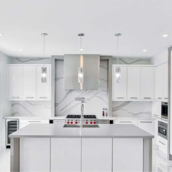 white gloss kitchen door